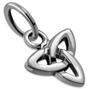 Super Tiny Celtic Trinity Silver Pendant, pn424
